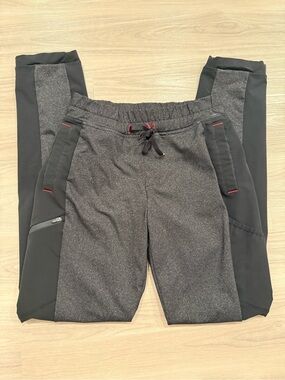 Title nine Women's Gray & Black Active Joggers